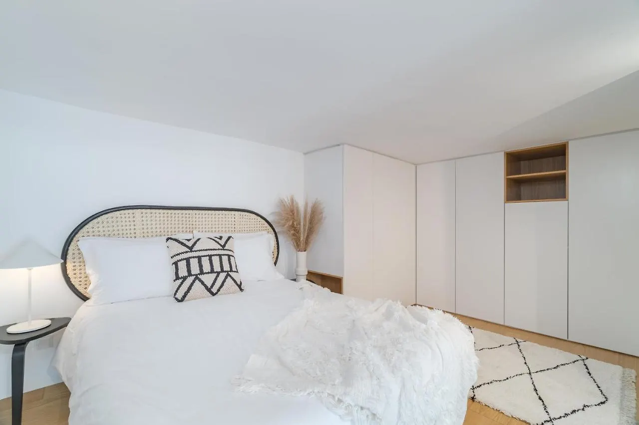 Casa Boma Lisboa - Duplex Apartment In The Heart Of Lisbon - Arroios I 0*,  Portugal